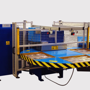 HF welding machine with automatic 4-station turntable system